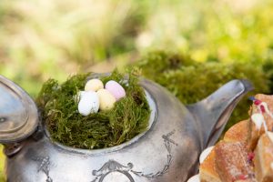 Easter tablescaping ideas