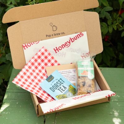 Gluten free Picnic in a box gift 1 Gluten free Picnic in a box gift 1