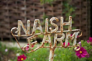 Naish farm sign