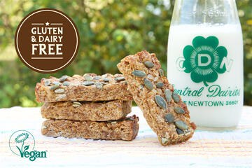 Honeybuns vegan Oaty Apricot Bar with milk bottle